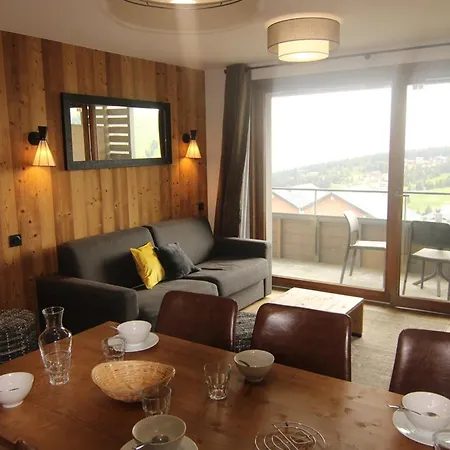 Apartment 3 Pieces Avec Parking Couvert, Proche Commodites - Fr-1-594-331 *